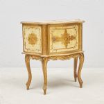 1738 8137 Hallskåp